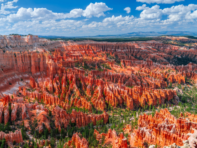 Скалы в национальном парке Брайс-Каньон, США
