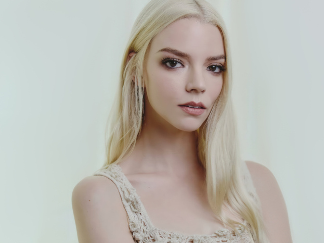 Нежная кареглазая блондинка актриса Аня Тейлор-Джой