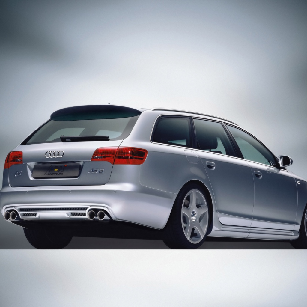 Машина Audi AS6