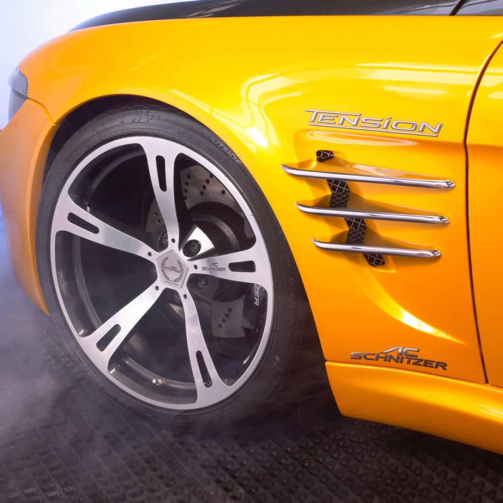 Литье желтого Шницера