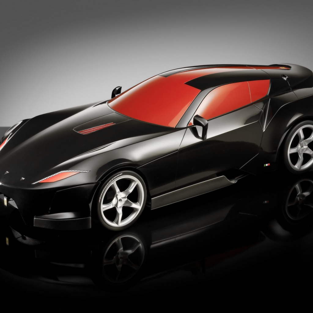 Черный Ferrari competition