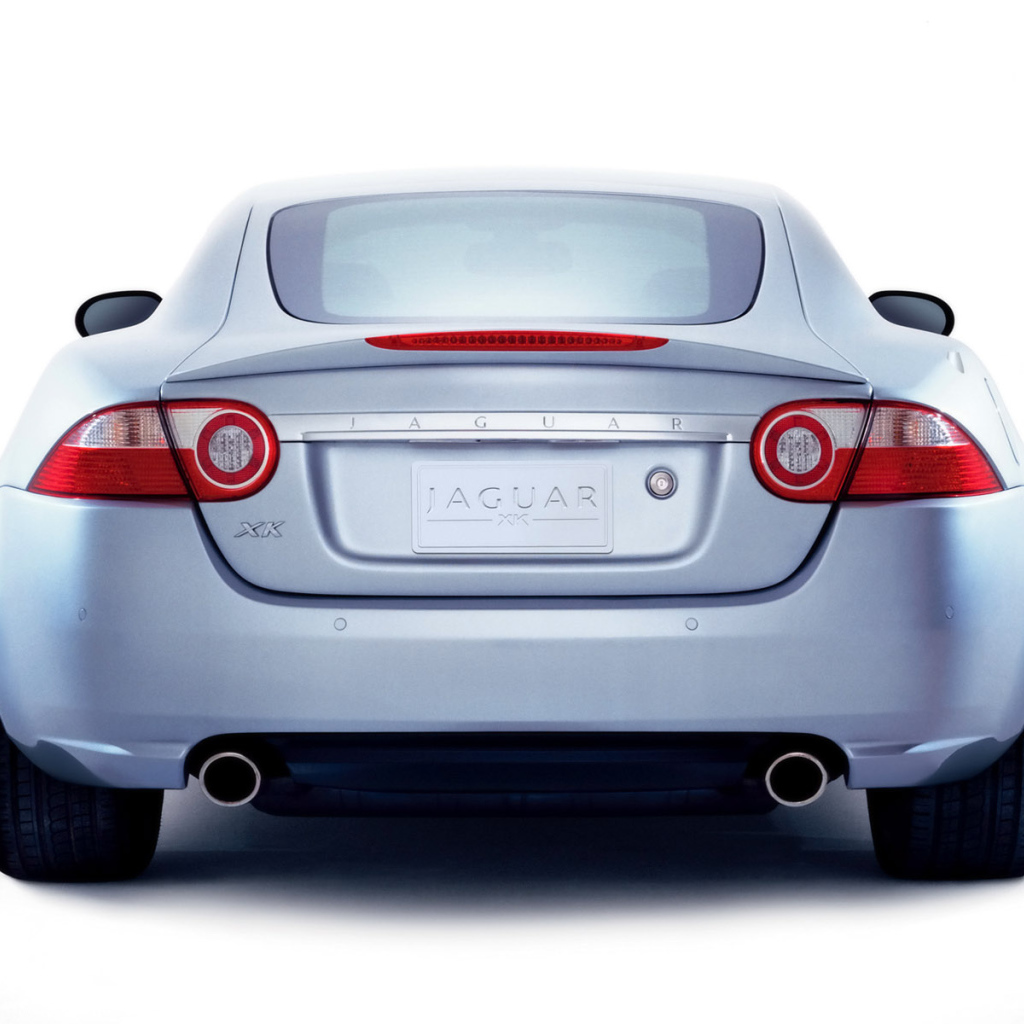 Автомобиль Ягуар XK 2007