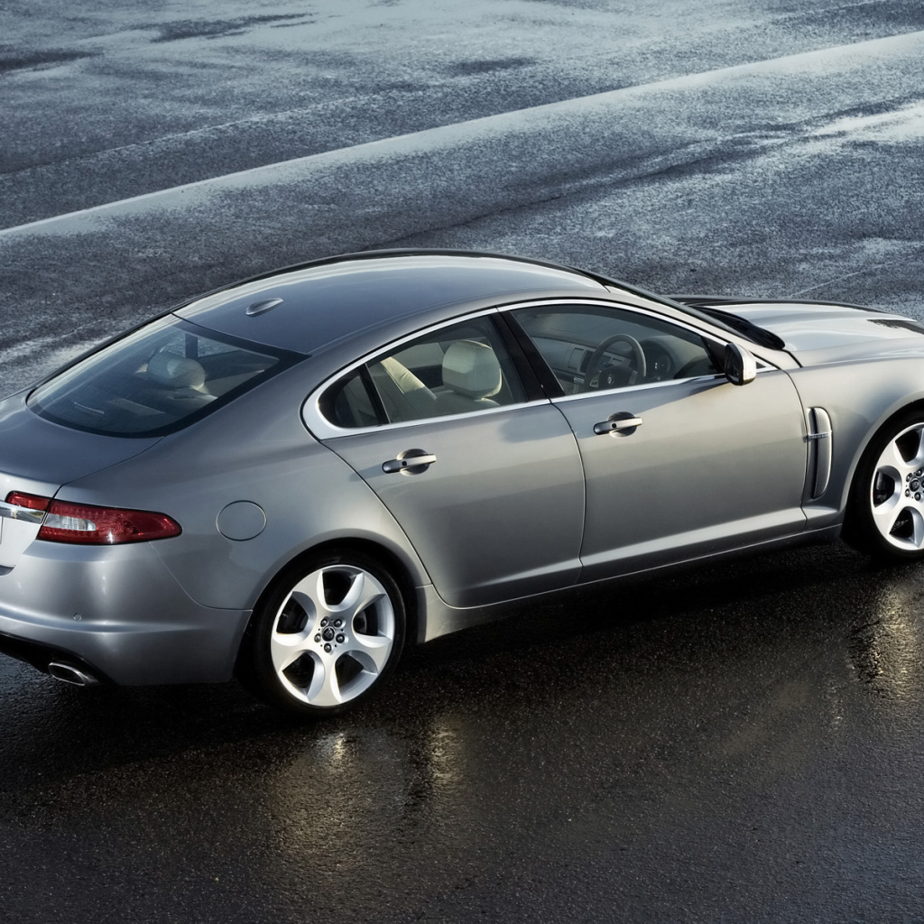 Элитный авто Jaguar XF