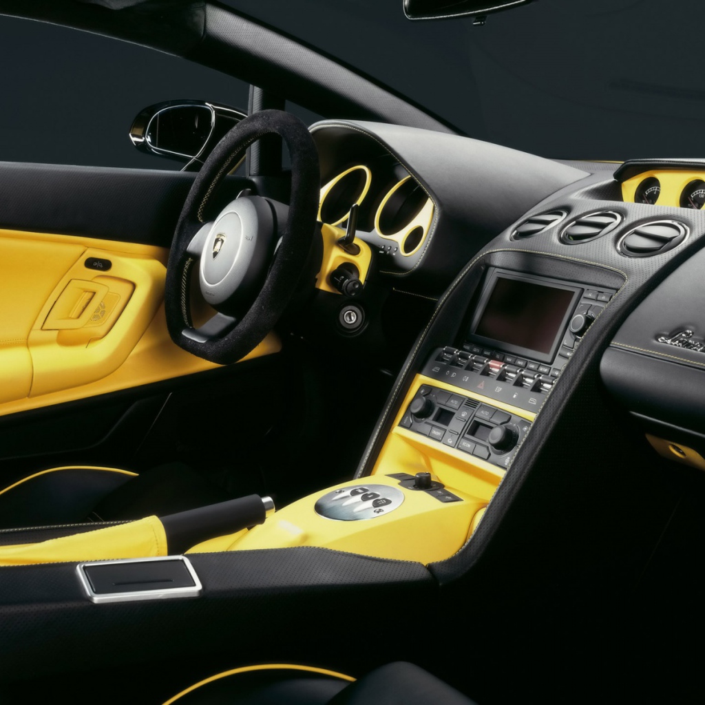 Салон автомобиля Lamborghini