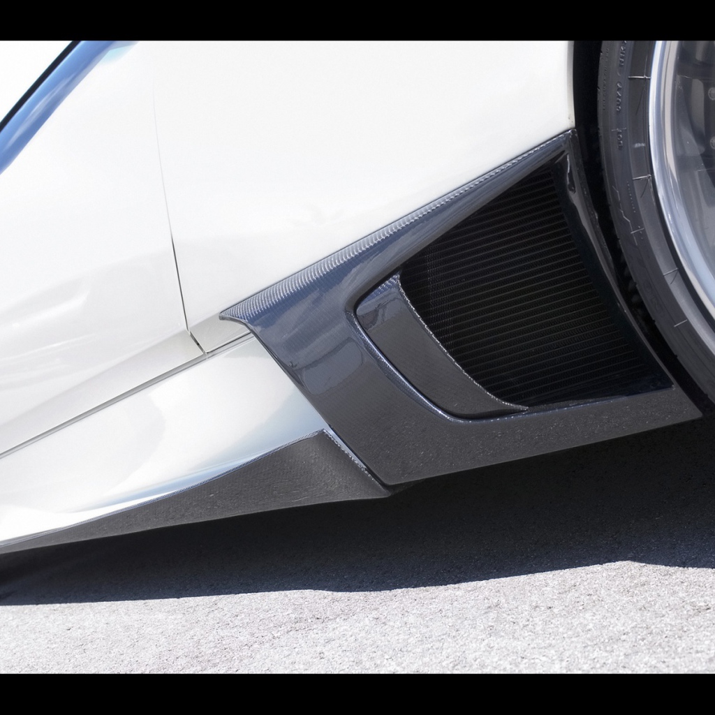 Белый Lamborghini