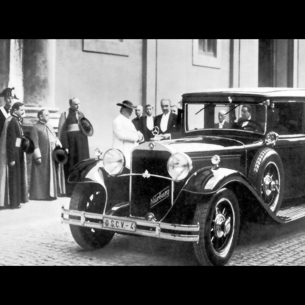 Классический Mercedes 1930 года