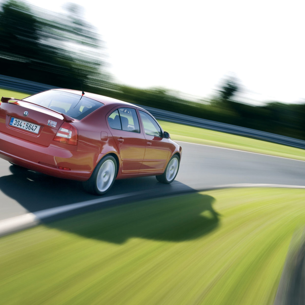 Красная Шкода