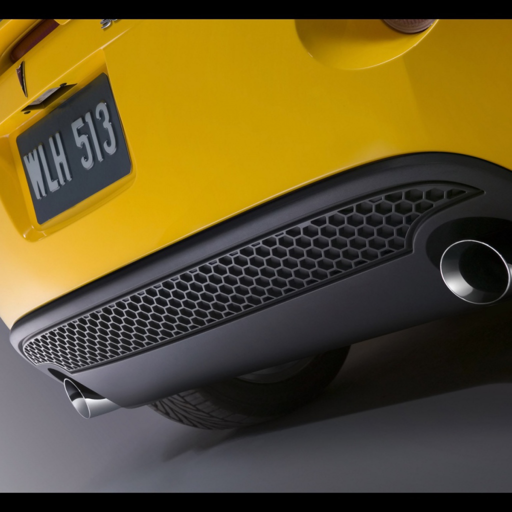 Pontiac Solstic вид снизу