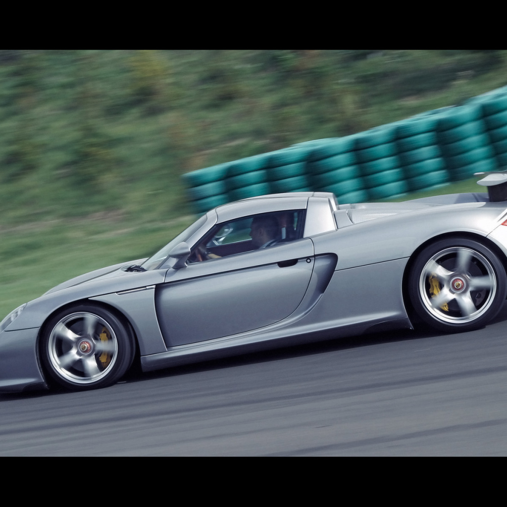 Спортивный Porsche Carrera GT