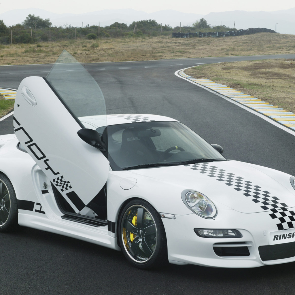 Белый спорткар Rinspeed Porsche