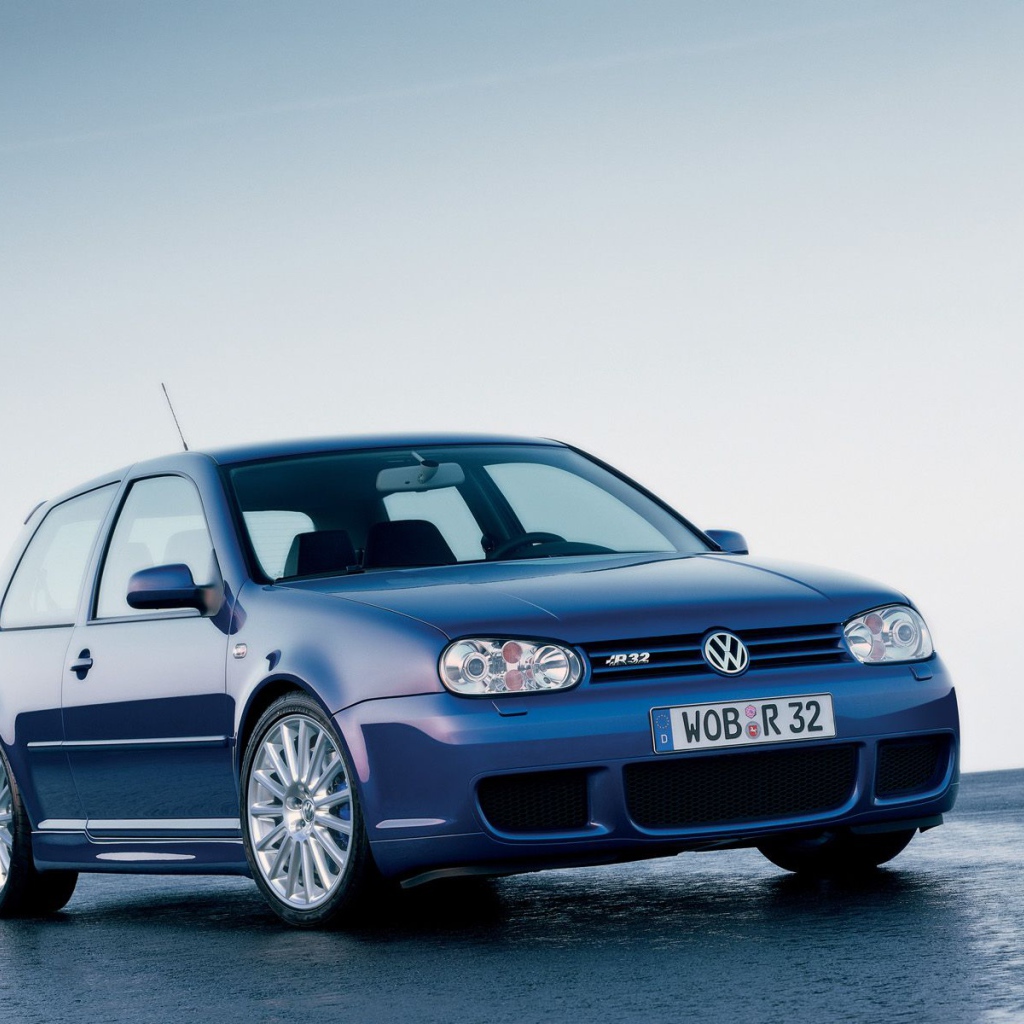 Volkswagen Golf R32