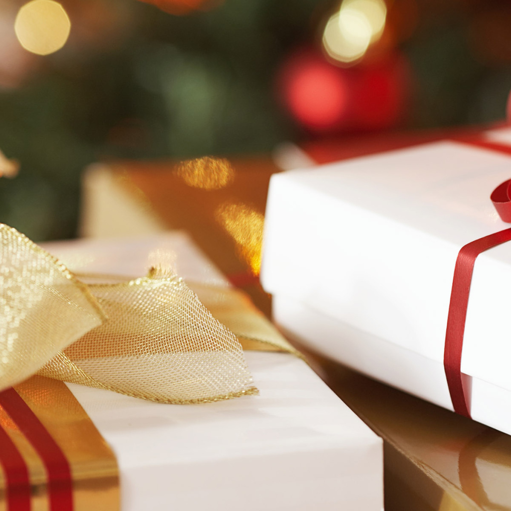 Красивые рождественские подарки