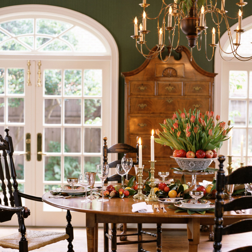 Столовая / Вид на сад