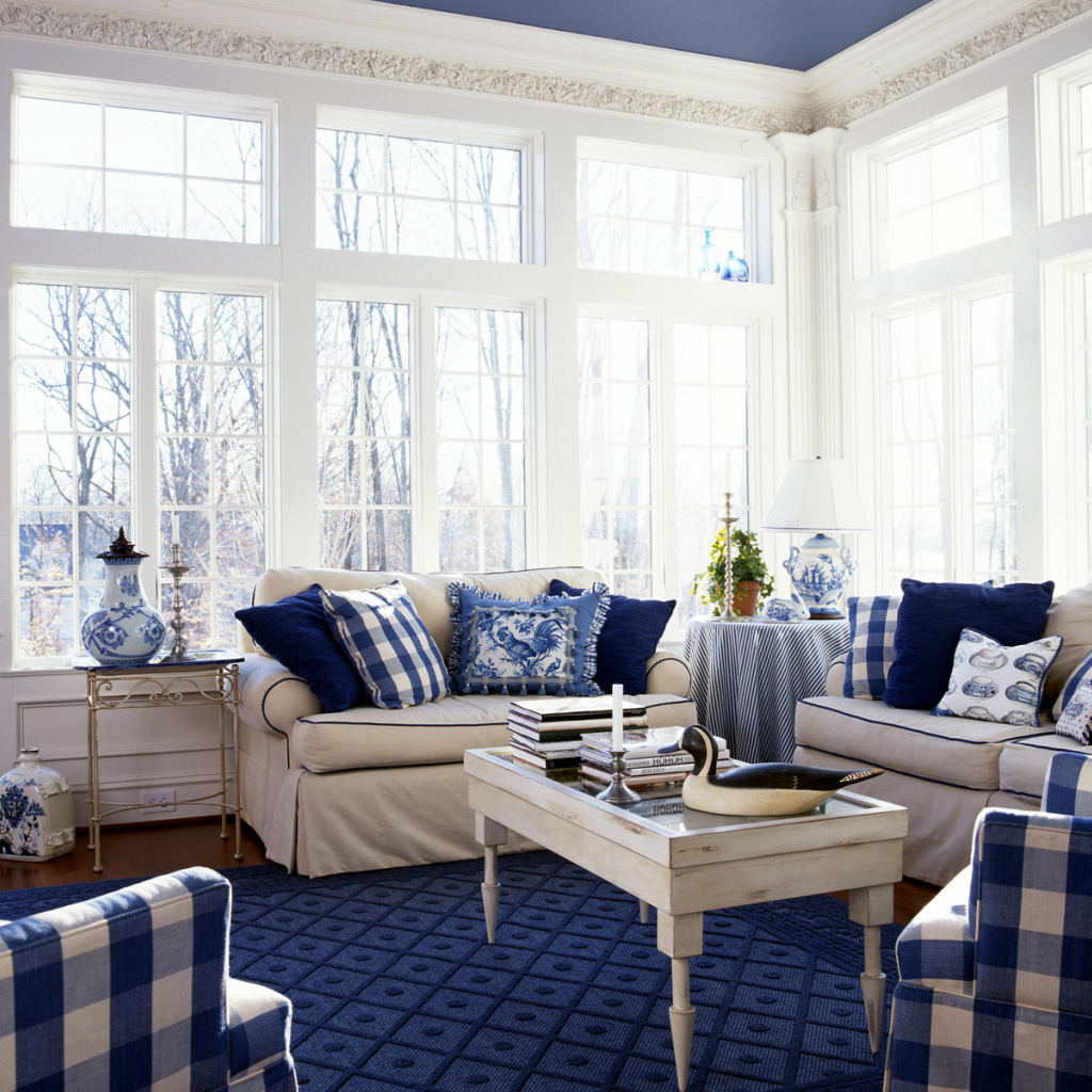 Интерьер зала / Клетчатый декор