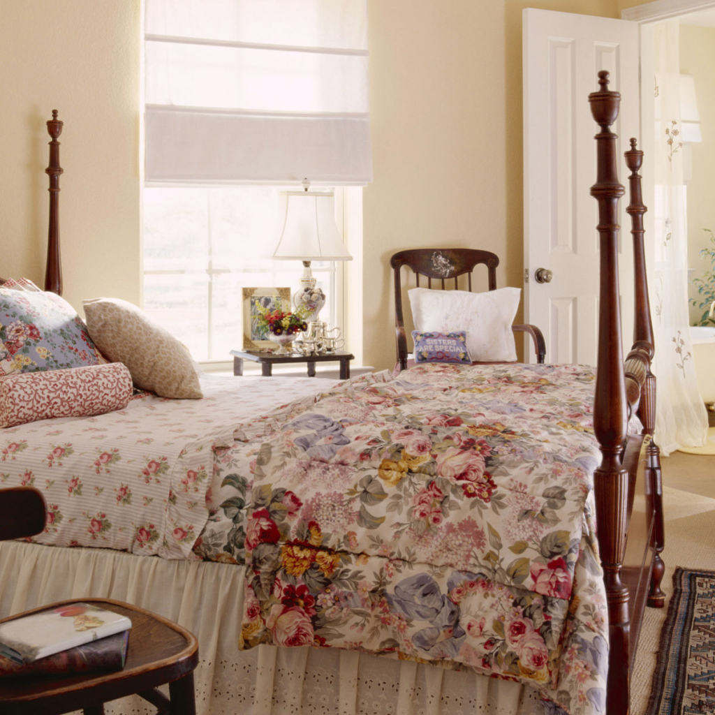 Королевская кровать