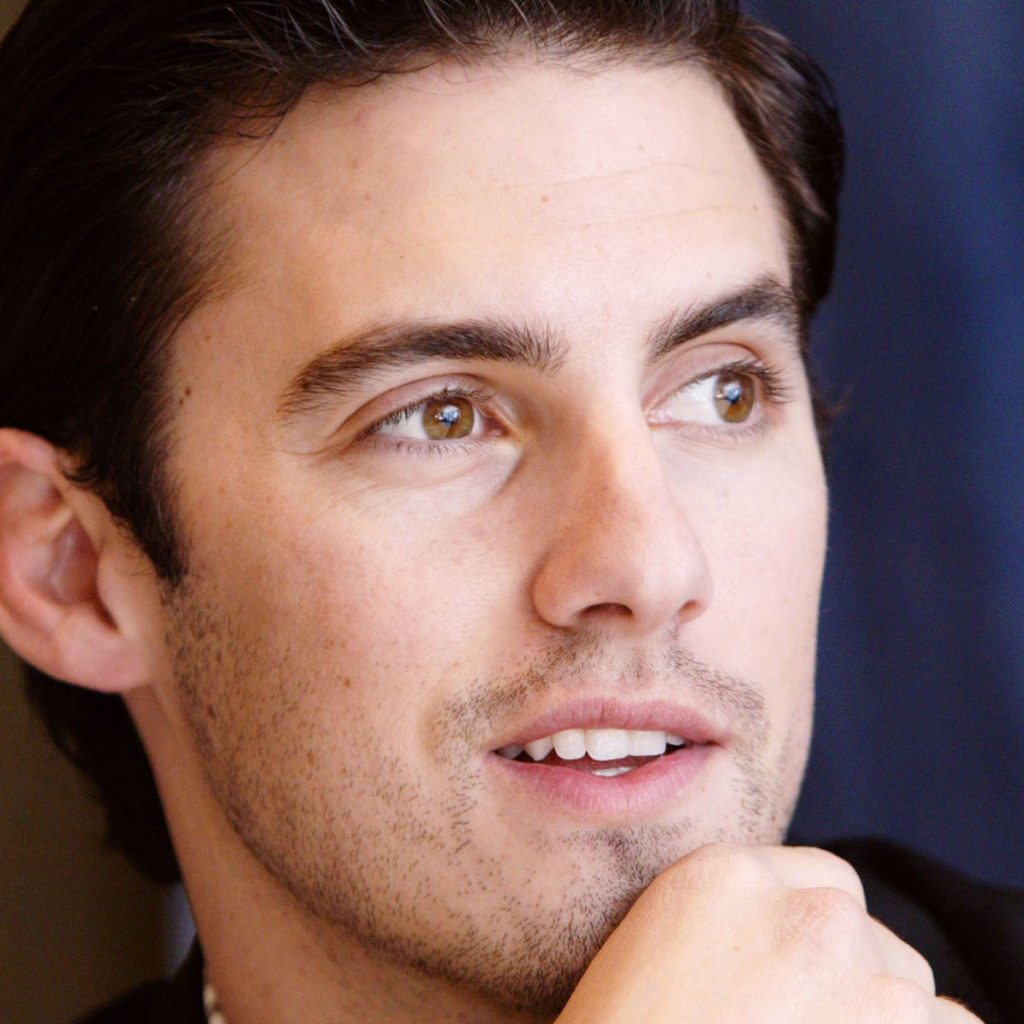 Питер Петрелли / Мило Вентимилья