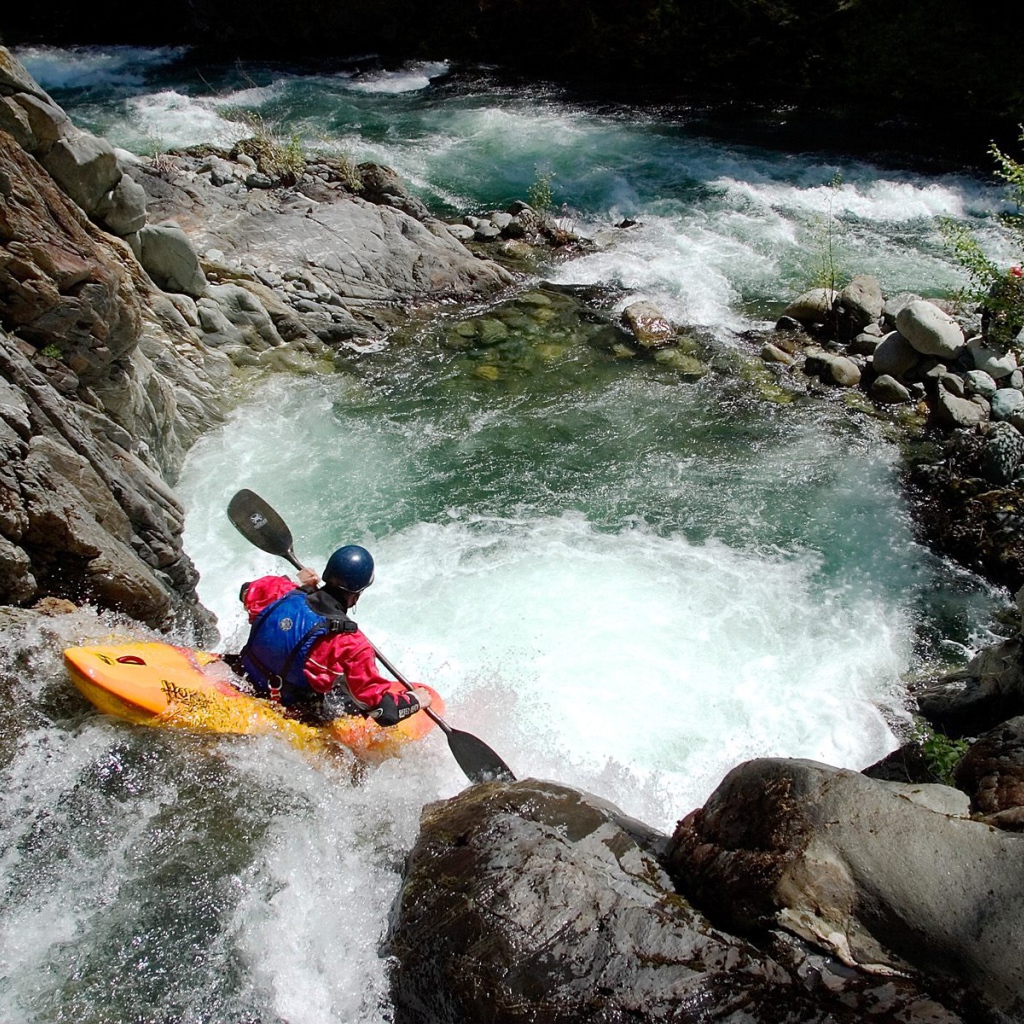 Экстримальный сплав по реке