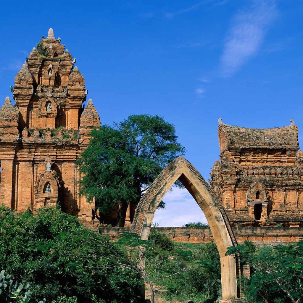 По Клонг Гарэй Башни / Нин Туан / Вьетнам