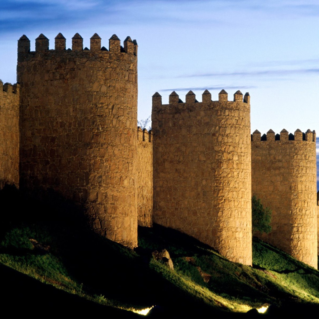 Замок Авила