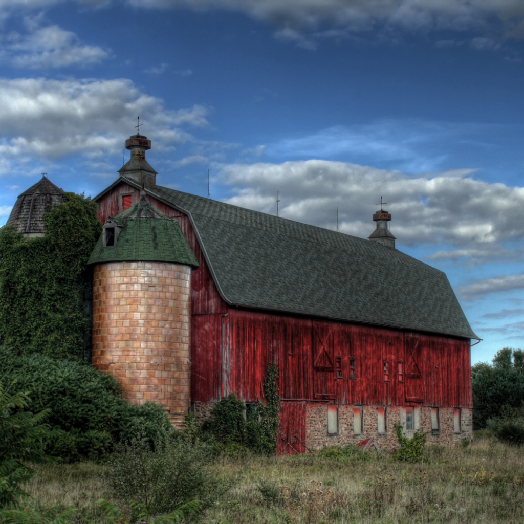 Старый красный сарай, США