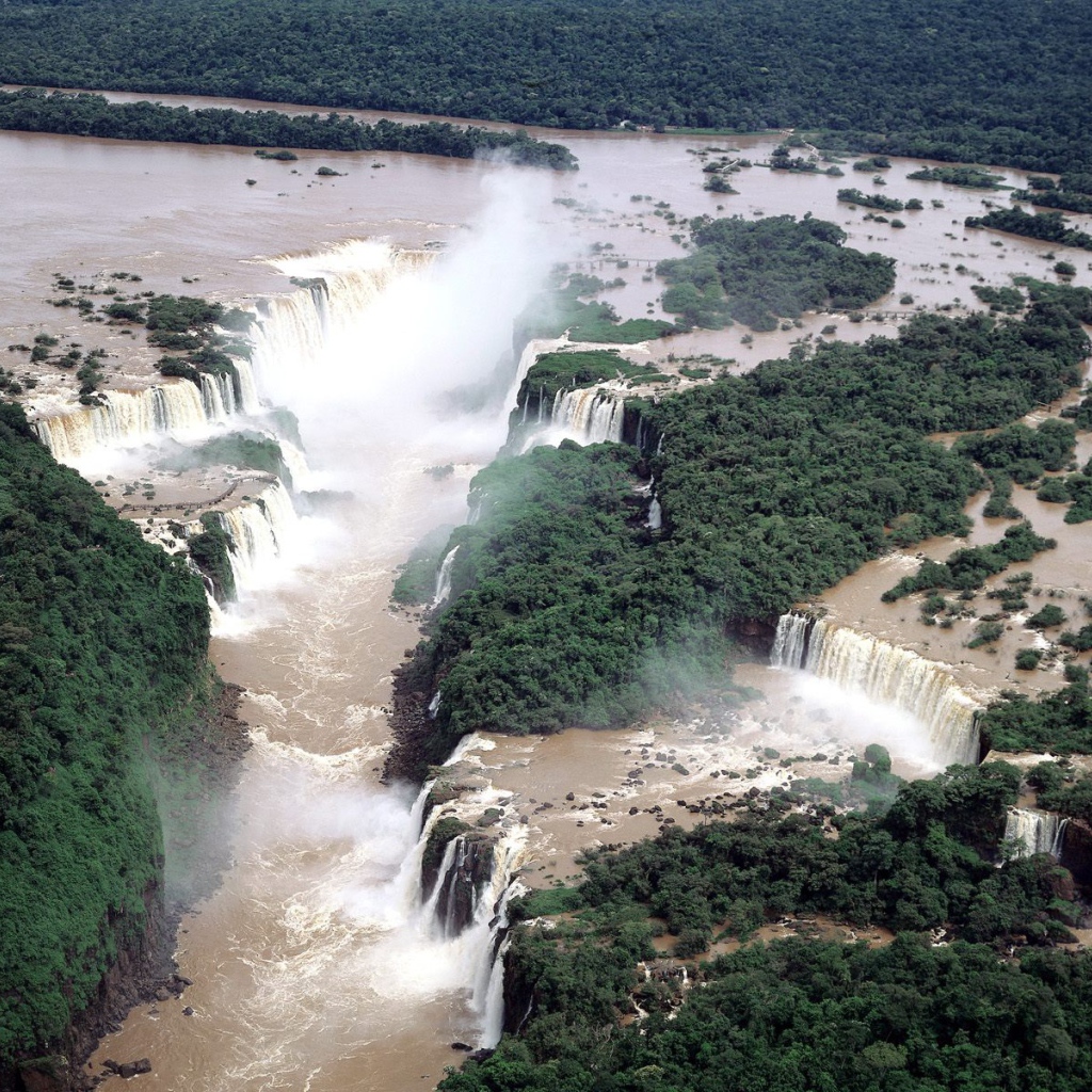 Водопад Игуасу Фолс