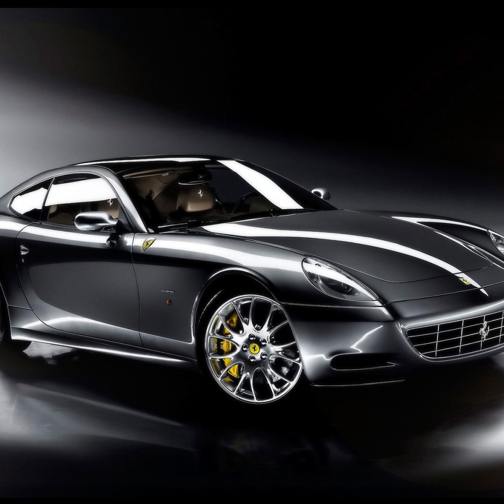 Черный авто Феррари