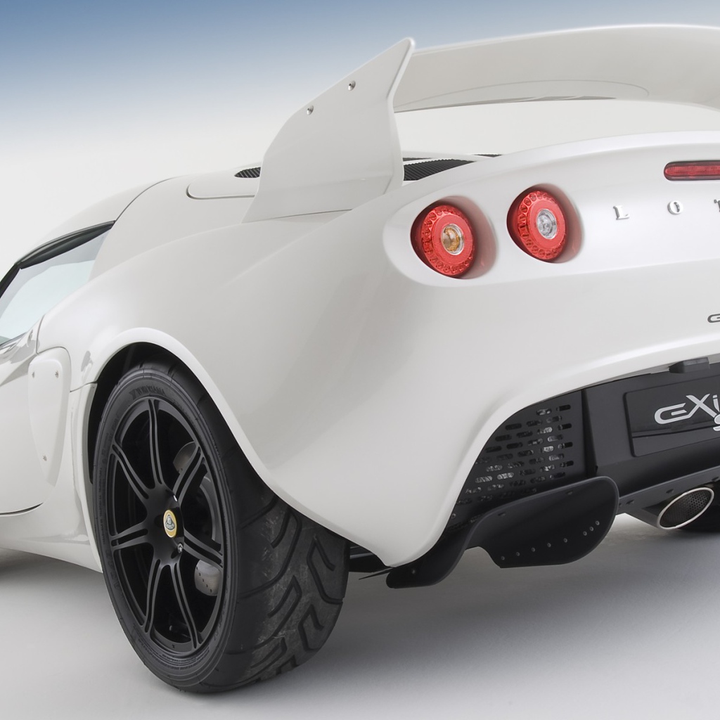 Спортивный автомобиль Lotus Exige S