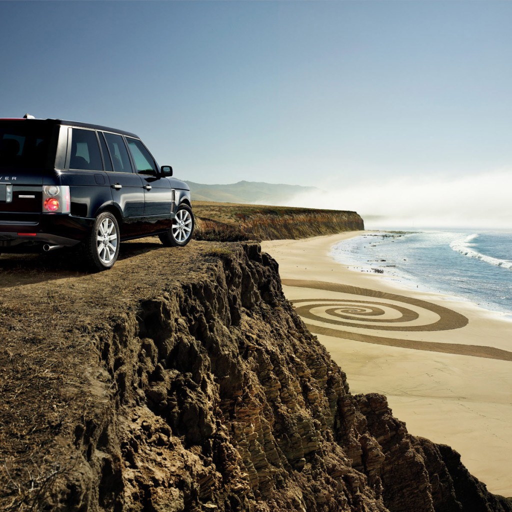 Автомобиль Range Rover