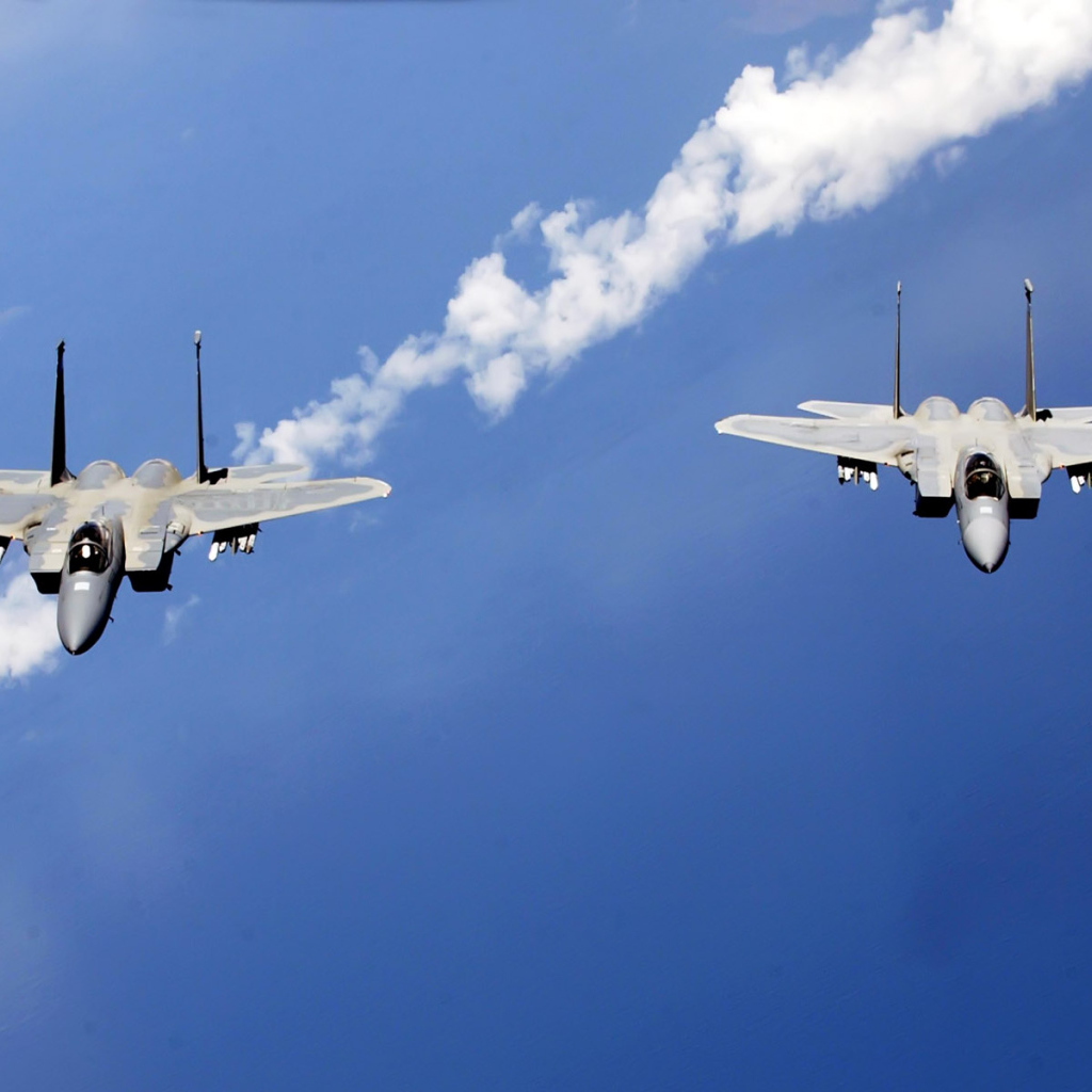 Военная авиация / истребители в небе