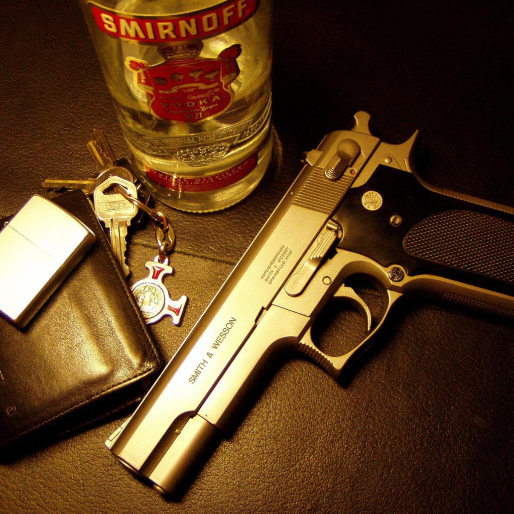 Smirnoff и Smith & Wesson