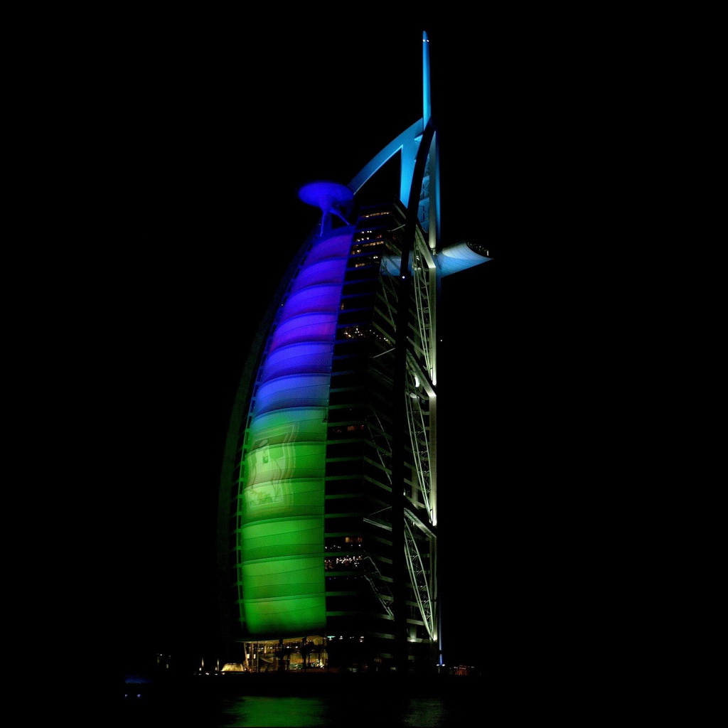 Персидский парус