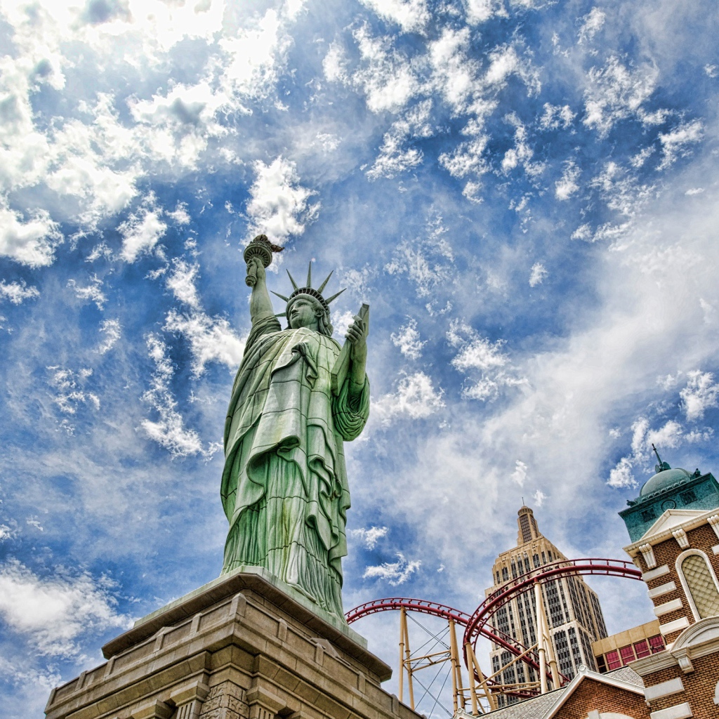 Статуя свободы