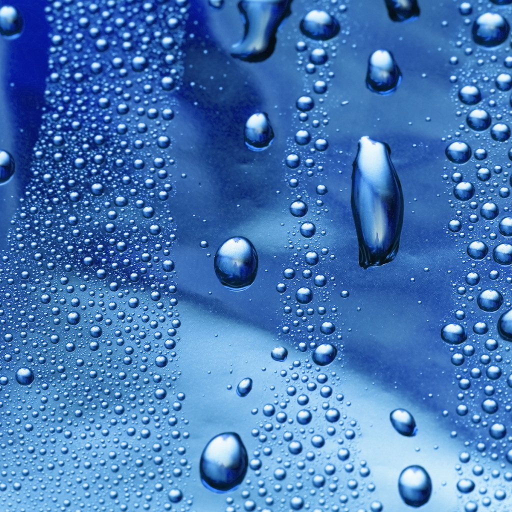 А за окном дождь