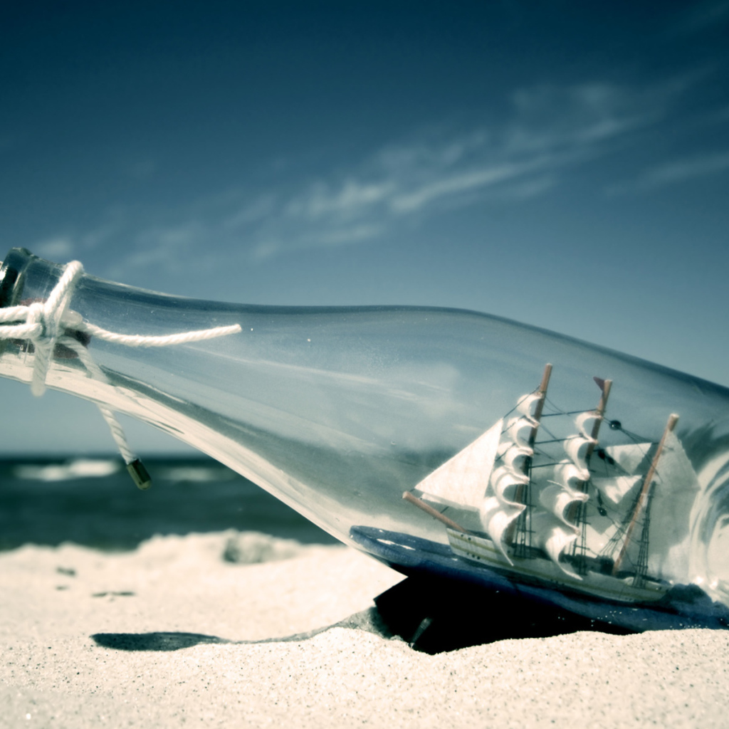 Кораблик в бутылке
