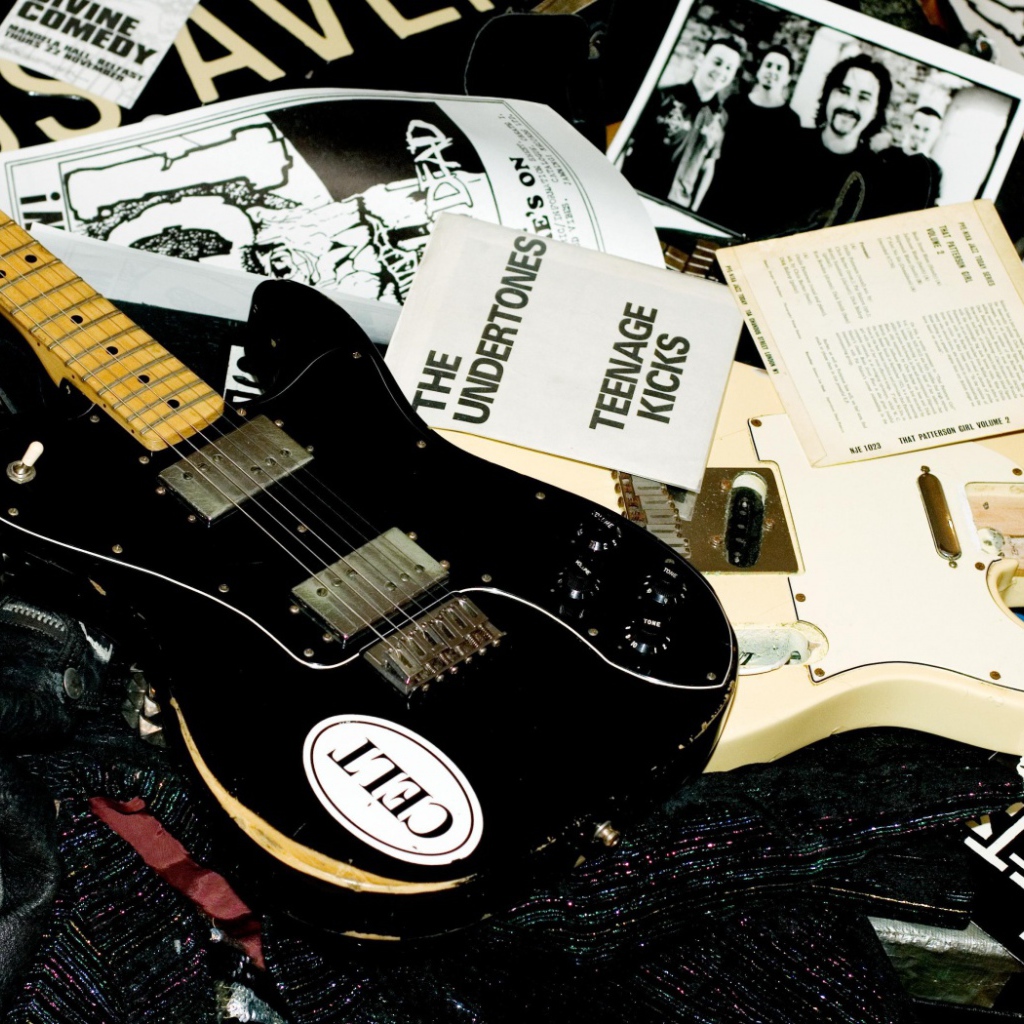 Электрогитара