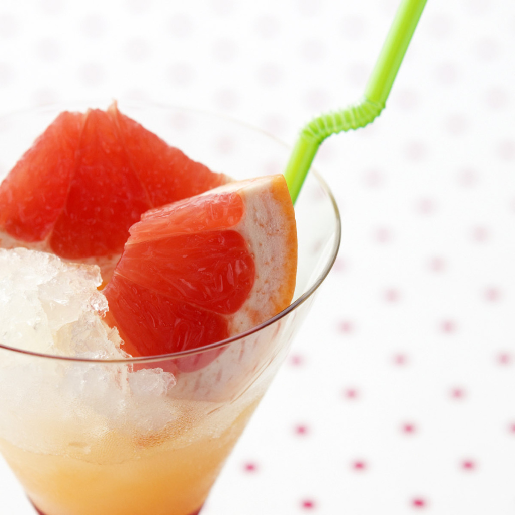 Свежий фруктовый коктейль