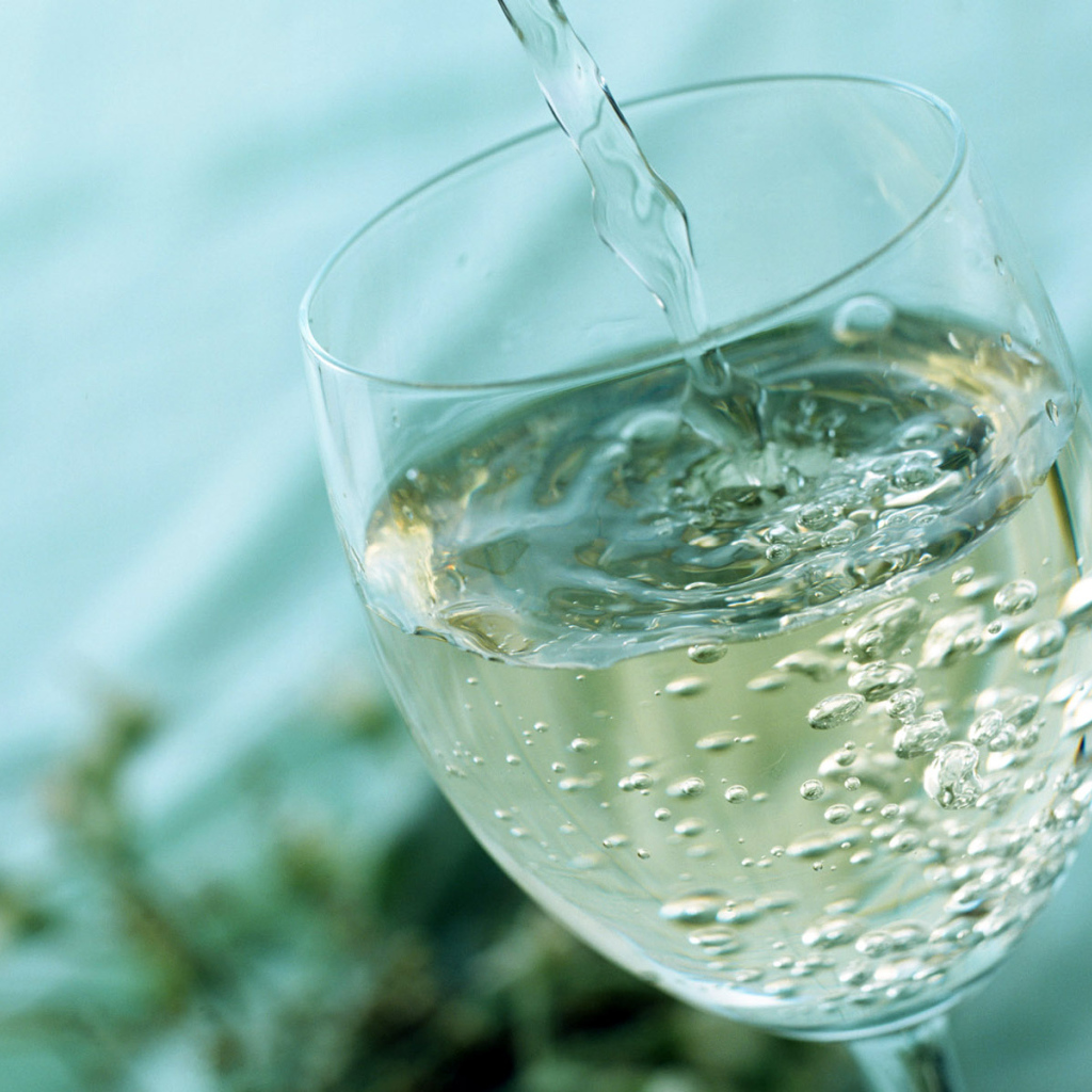 Игристое вино