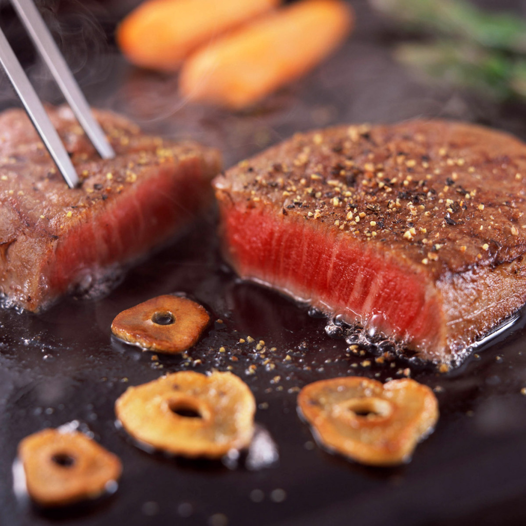 Полусырое мясо