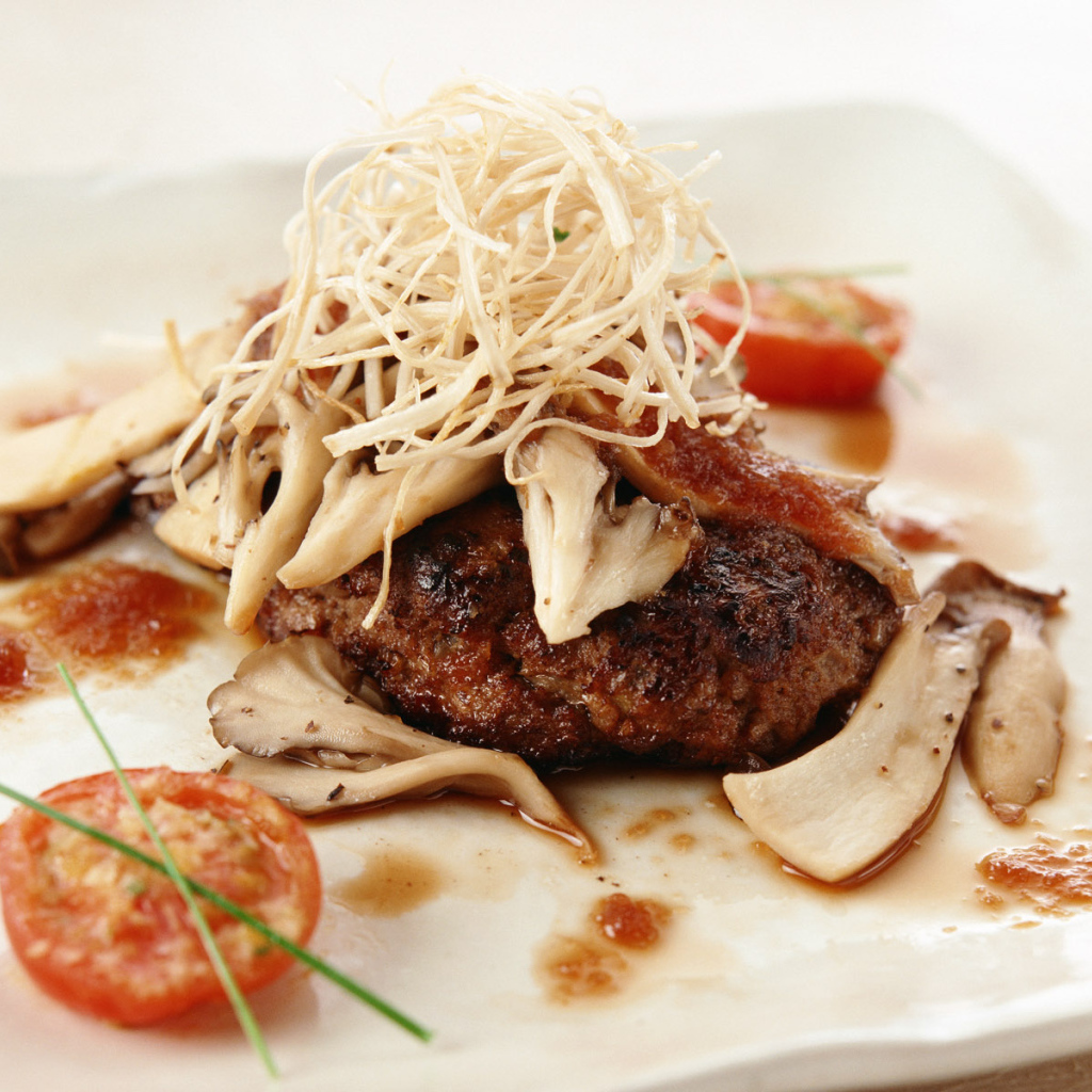 Мясо с грибами