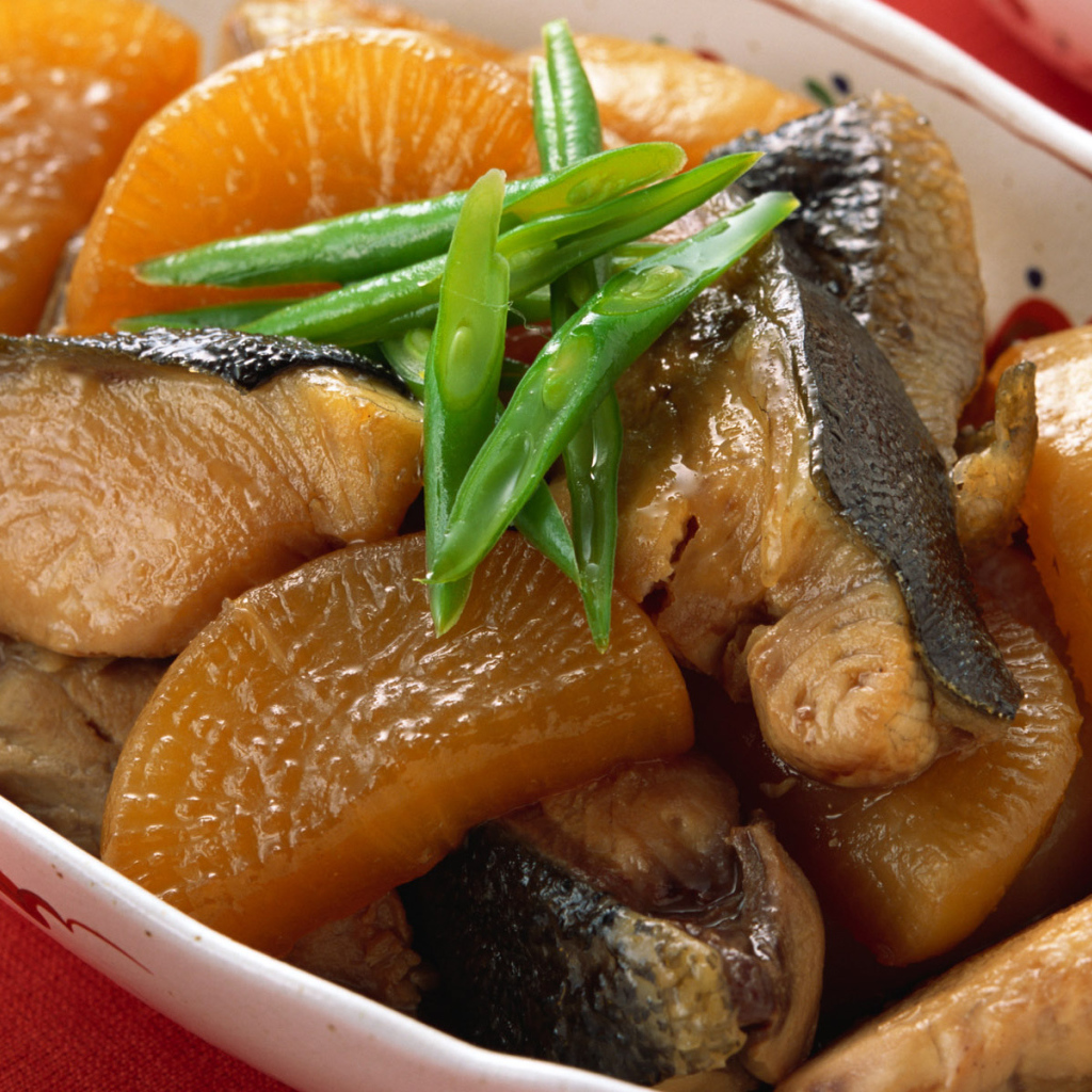 Рыбка с картошкой и фасолью