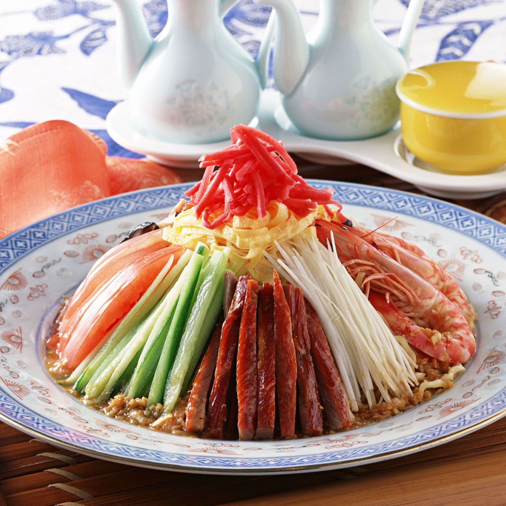 Мясо и креветки