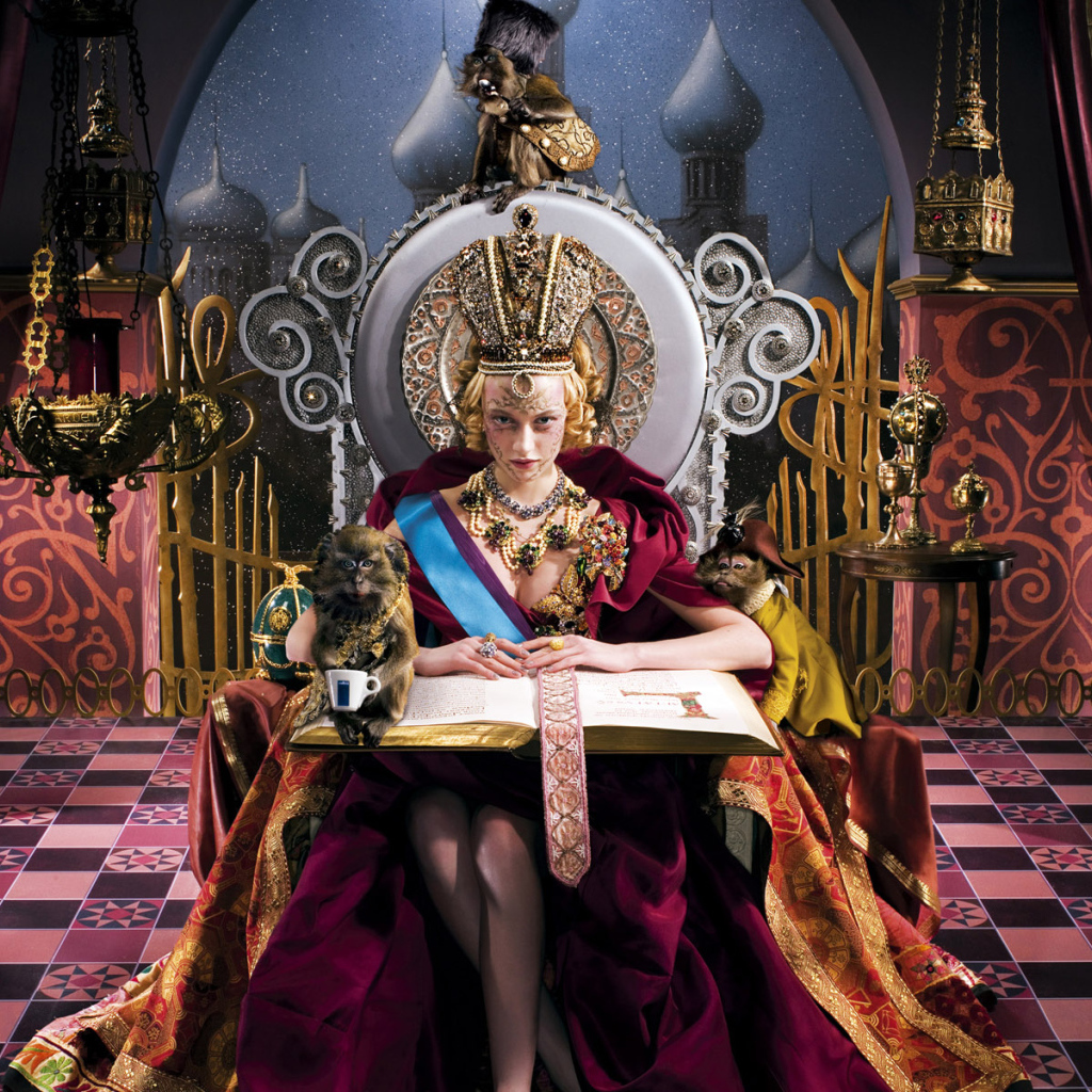 Женщина 8 Марта