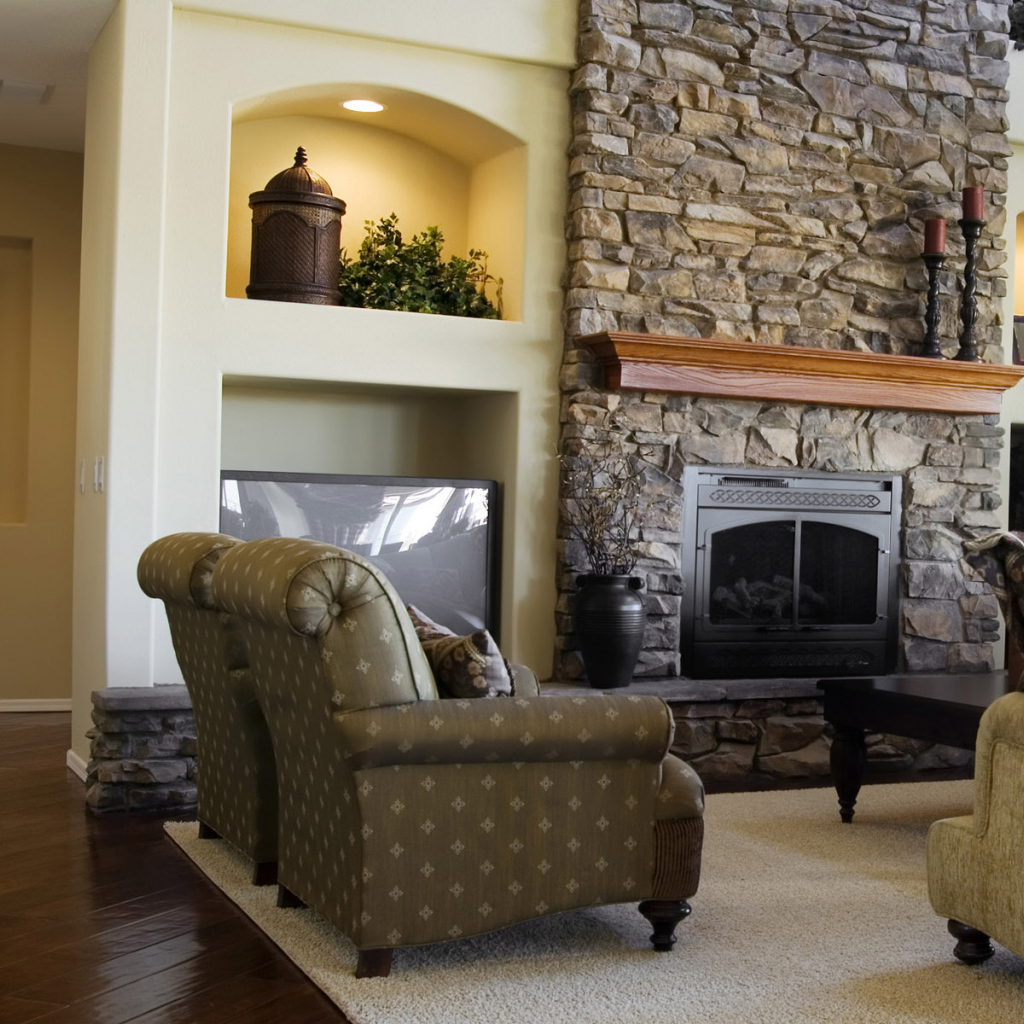 Комната с камином