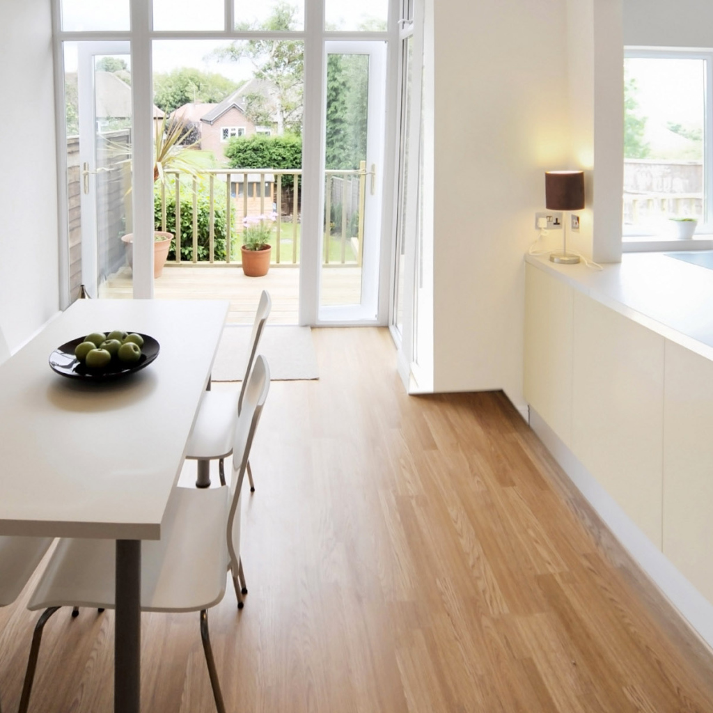 Кухня и столовая