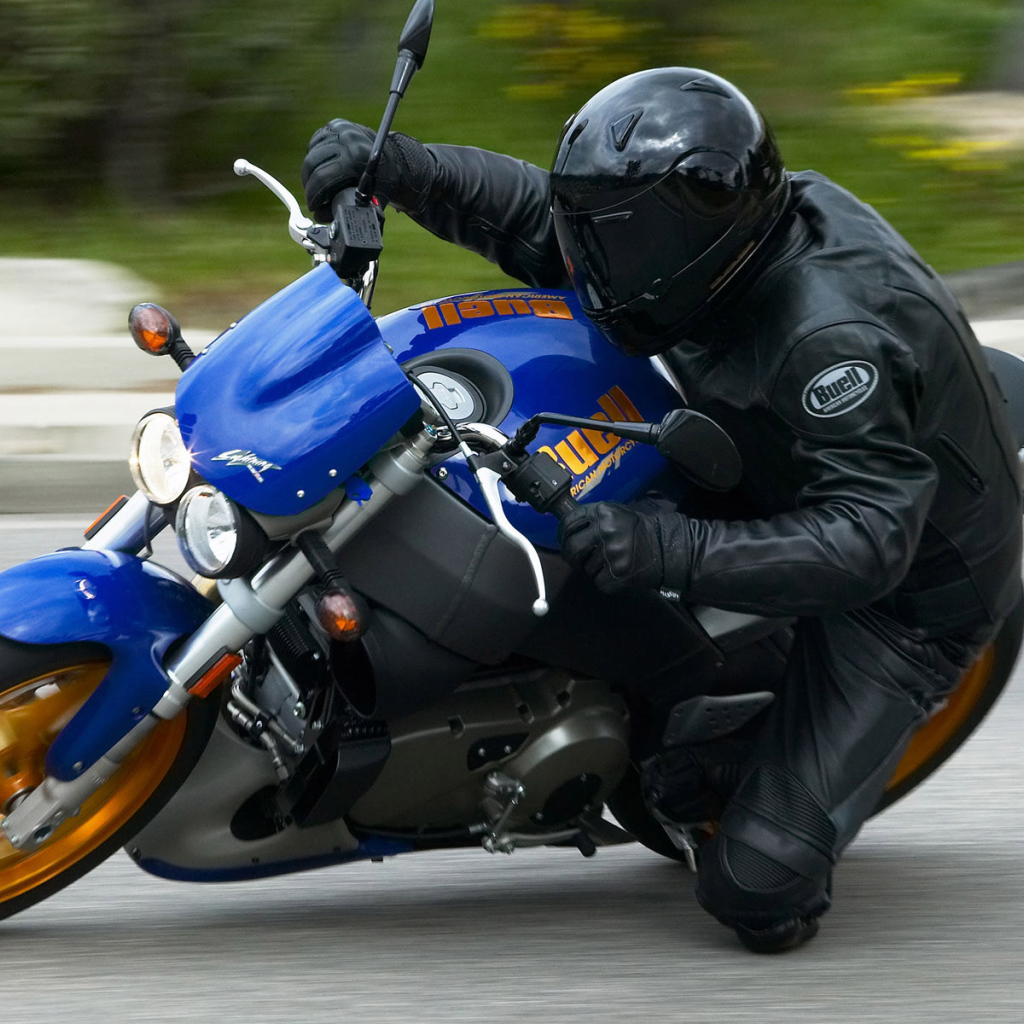 Черный гонщик