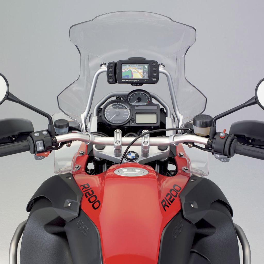 Мотоцикл BMW R1200 красный