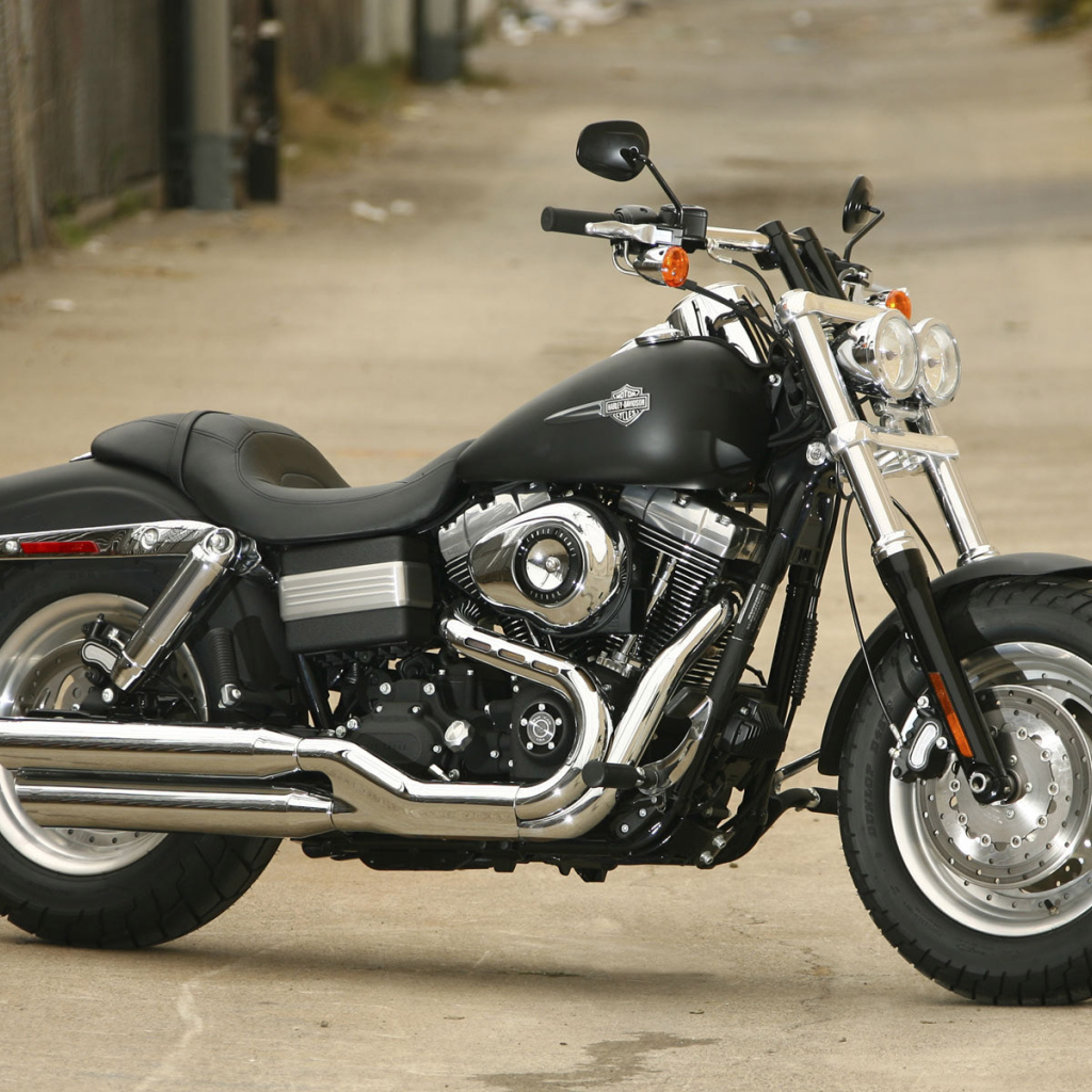 Harley Davidson черный зверь