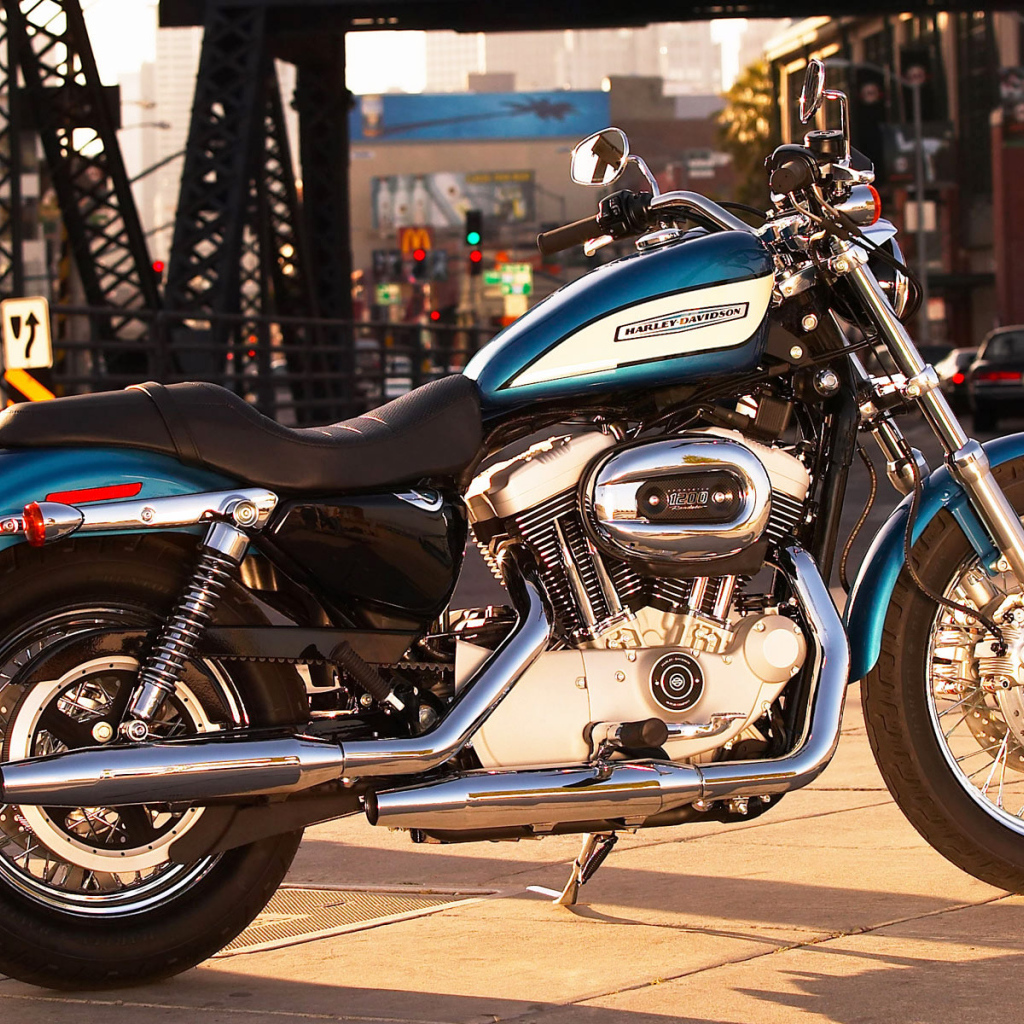 Harley Davidson городской вид