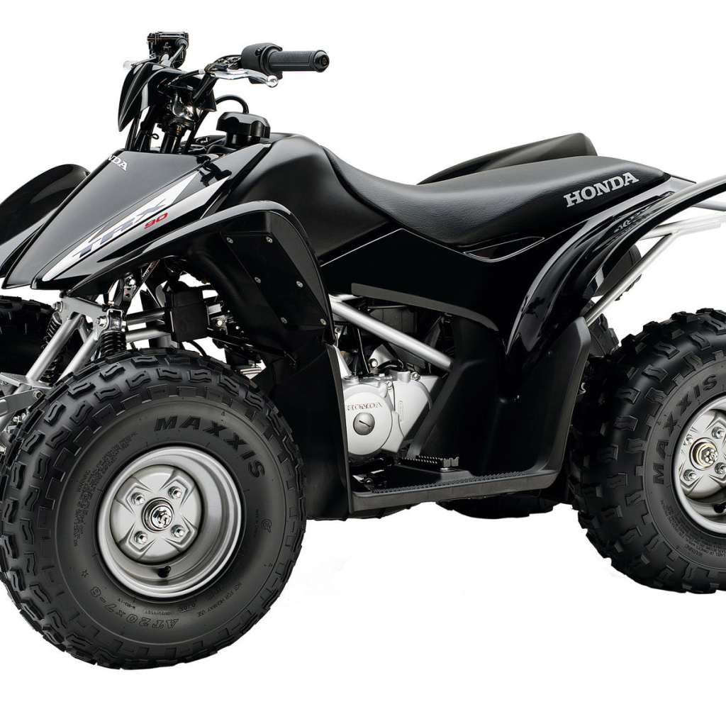 Черный Байк Honda квадроцикл