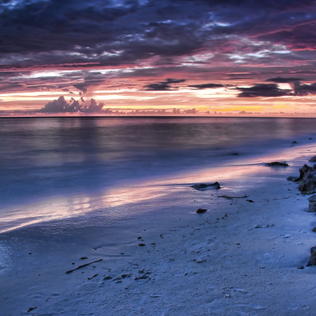 Пляж на закате